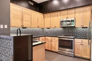 Photo #2: 6763782 Listing