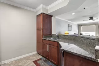 Photo #4: 6763878 Listing 