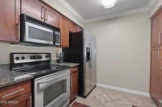 Photo #5: 6763878 Listing 