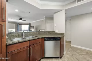 Photo #6: 6763878 Listing 