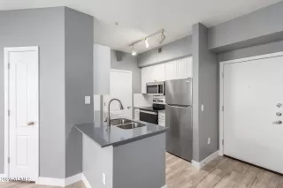 Photo #5: 6763893 Listing 