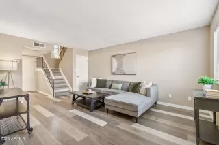 Photo #1: 6763996 Listing