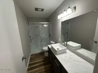 Photo #2: 6764238 Listing