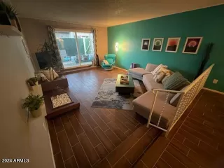 Photo #3: 6764618 Listing 