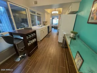 Photo #6: 6764618 Listing 