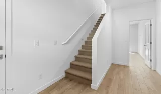 Photo #5: 6764682 Listing