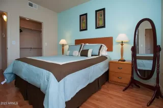 Photo #6: 6764809 Listing 