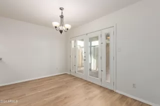 Photo #6: 6764917 Listing 