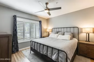 Photo #6: 6765242 Listing