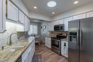 Photo #3: 6765676 Listing