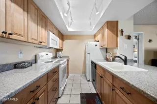 Photo #6: 6765686 Listing 