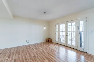 Photo #3: 6765765 Listing