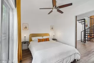 Photo #6: 6765800 Listing