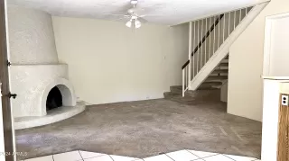 Photo #6: 6765920 Listing