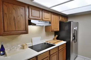 Photo #3: 6766218 Listing