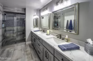 Photo #4: 6766405 Listing 