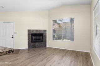 Photo #3: 6766523 Listing 