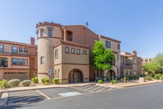 Photo #3: 6766635 Listing