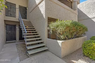 Photo #2: 6766822 Listing