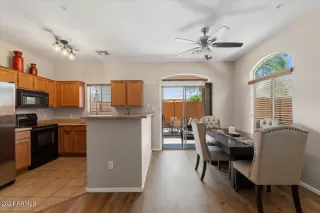 Photo #2: 6766961 Listing