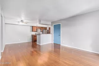 Photo #3: 6767031 Listing 