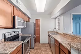 Photo #6: 6767031 Listing 