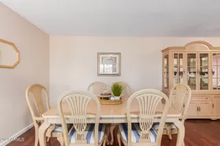 Photo #6: 6767043 Listing