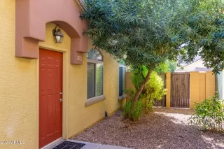 Photo #2: 6767098 Listing