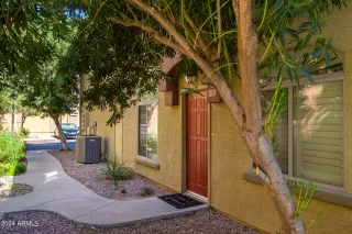 Photo #3: 6767098 Listing