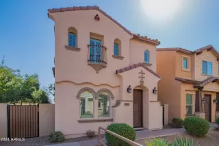 Photo #1: 6767180 Listing