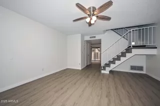 Photo #6: 6767281 Listing