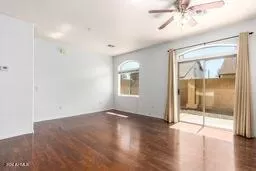 Photo #4: 6767317 Listing