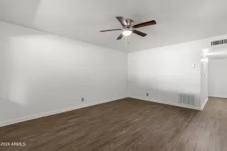 Photo #4: 6767527 Listing 