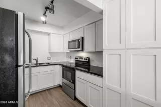 Photo #6: 6767527 Listing 