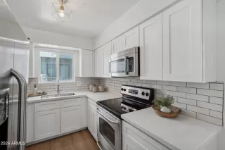 Photo #4: 6767544 Listing