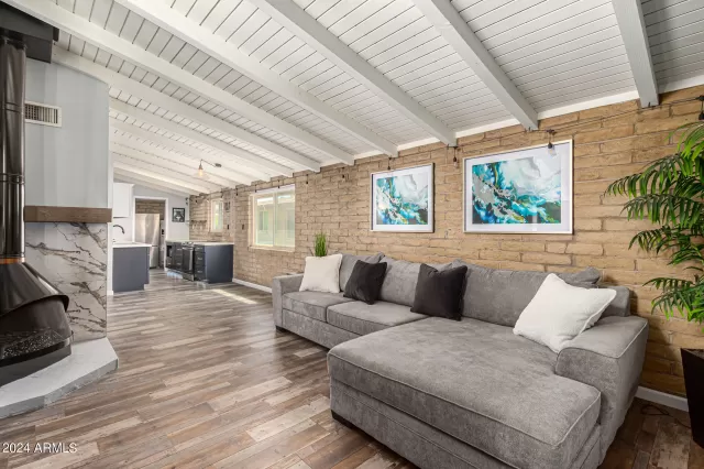 MLS: 6767727 Condo For Sale