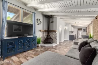 Photo #1: 6767727 Listing 