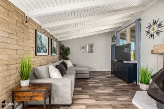 Photo #3: 6767727 Listing 