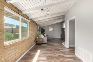 Photo #5: 6767727 Listing 