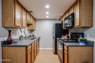 Photo #2: 6767935 Listing 