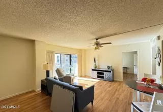 Photo #6: 6768033 Listing 