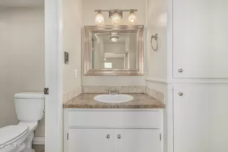 Photo #4: 6768083 Listing 