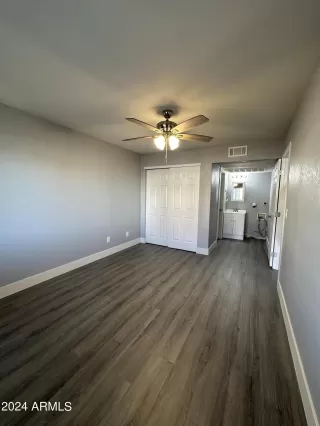 Photo #6: 6768105 Listing