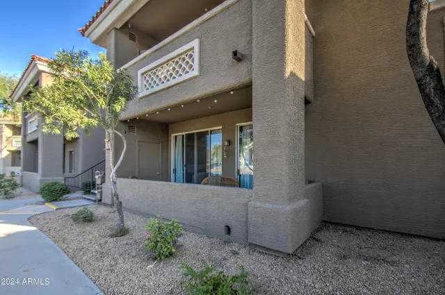 MLS: 6768187 Condo For Sale