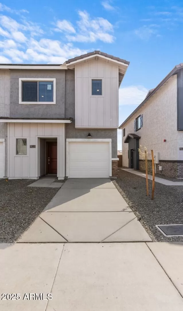 MLS: 6768332 Condo For Sale