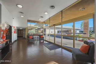 Photo #2: 6768355 Listing