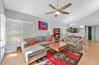 Photo #2: 6768366 Listing