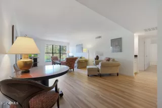 Photo #2: 6768413 Listing