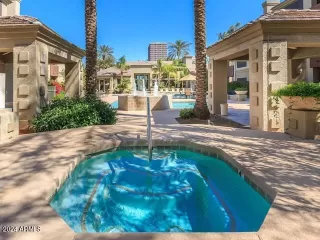 Photo #2: 6768503 Listing