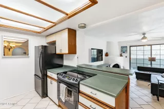 Photo #3: 6768524 Listing